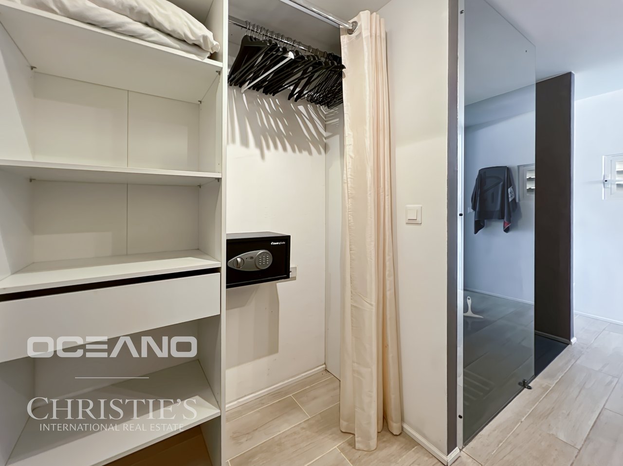 3 BEDROOMS - LARGE GARDEN - CUL DE SAC