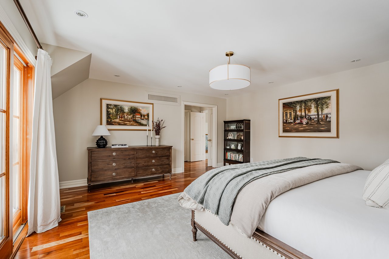 148 Balsam Ave