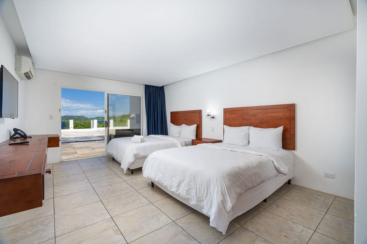 Dunama Flamingo Hotel & Casino | Oceanfront Boutique Hotel & Casino in Playa Flamingo with Private Beach Access and 47 Guestrooms!