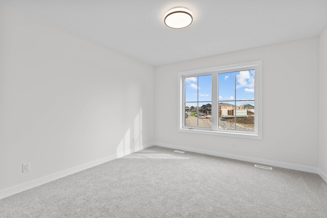 175 Belvedere Crescent SE