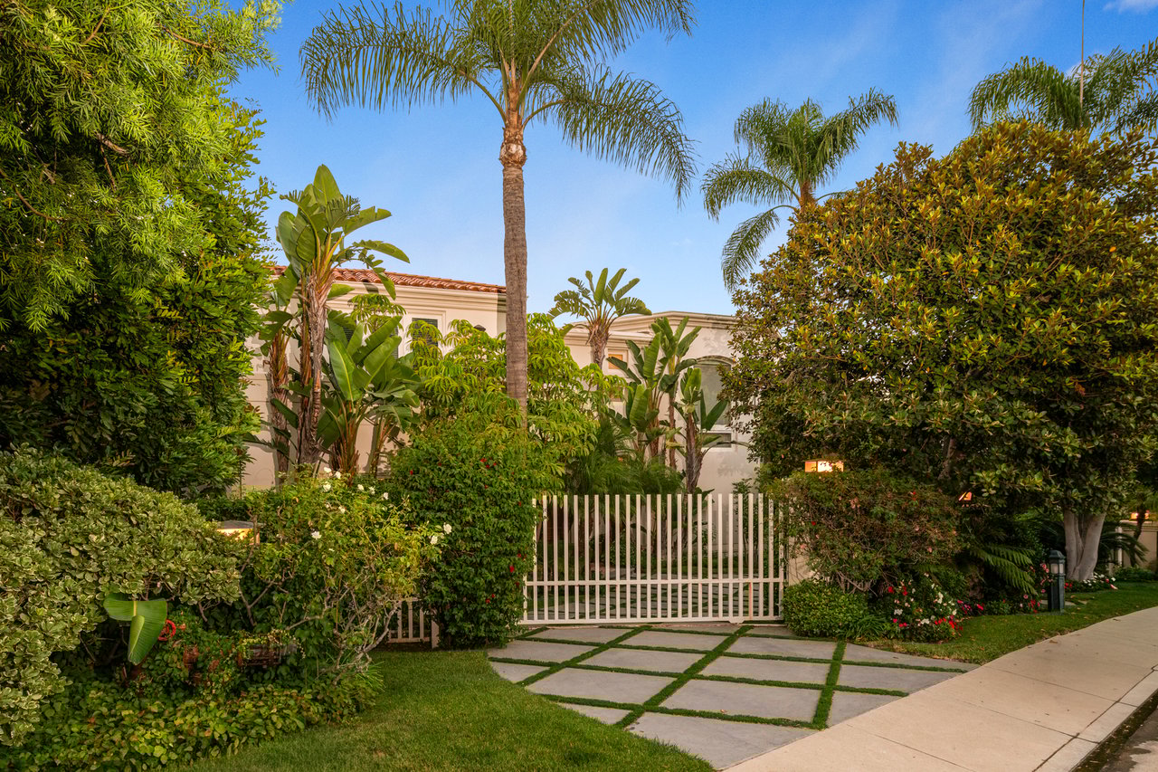 Elegant Tennis Court Estate