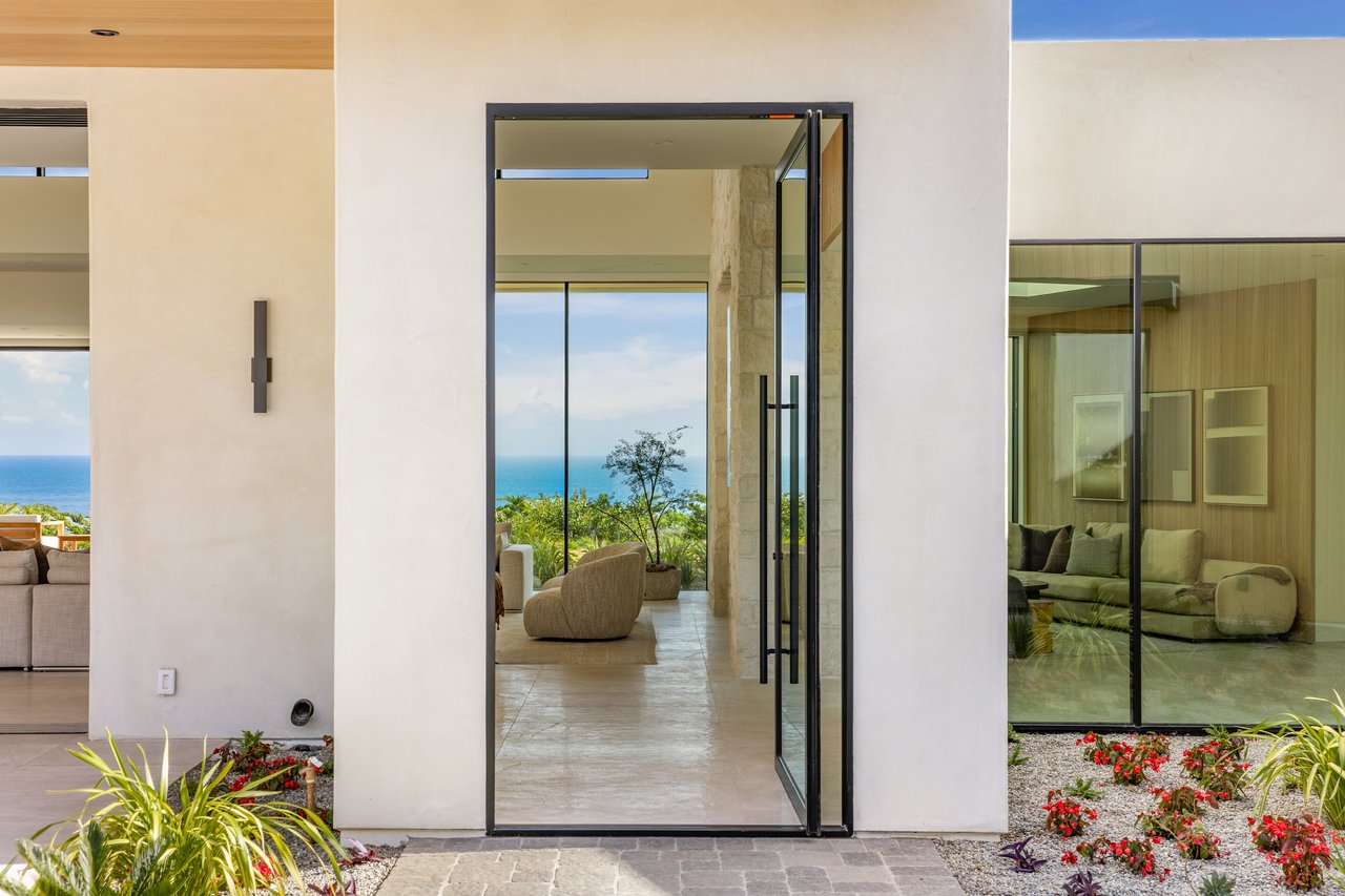 Ellice Street, Malibu
