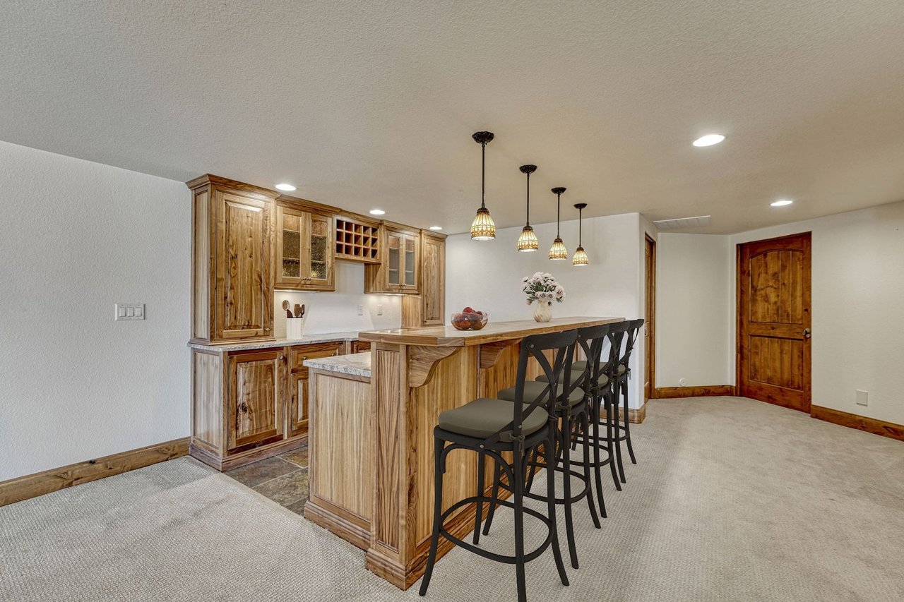 4050 Old Ranch Road