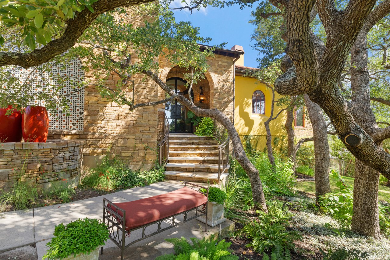 12802 Hacienda Ridge