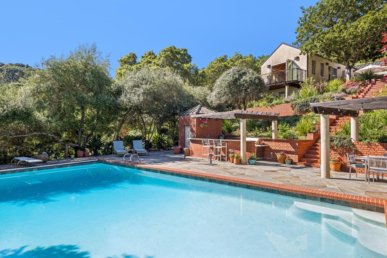 10 Maoli Drive, San Rafael