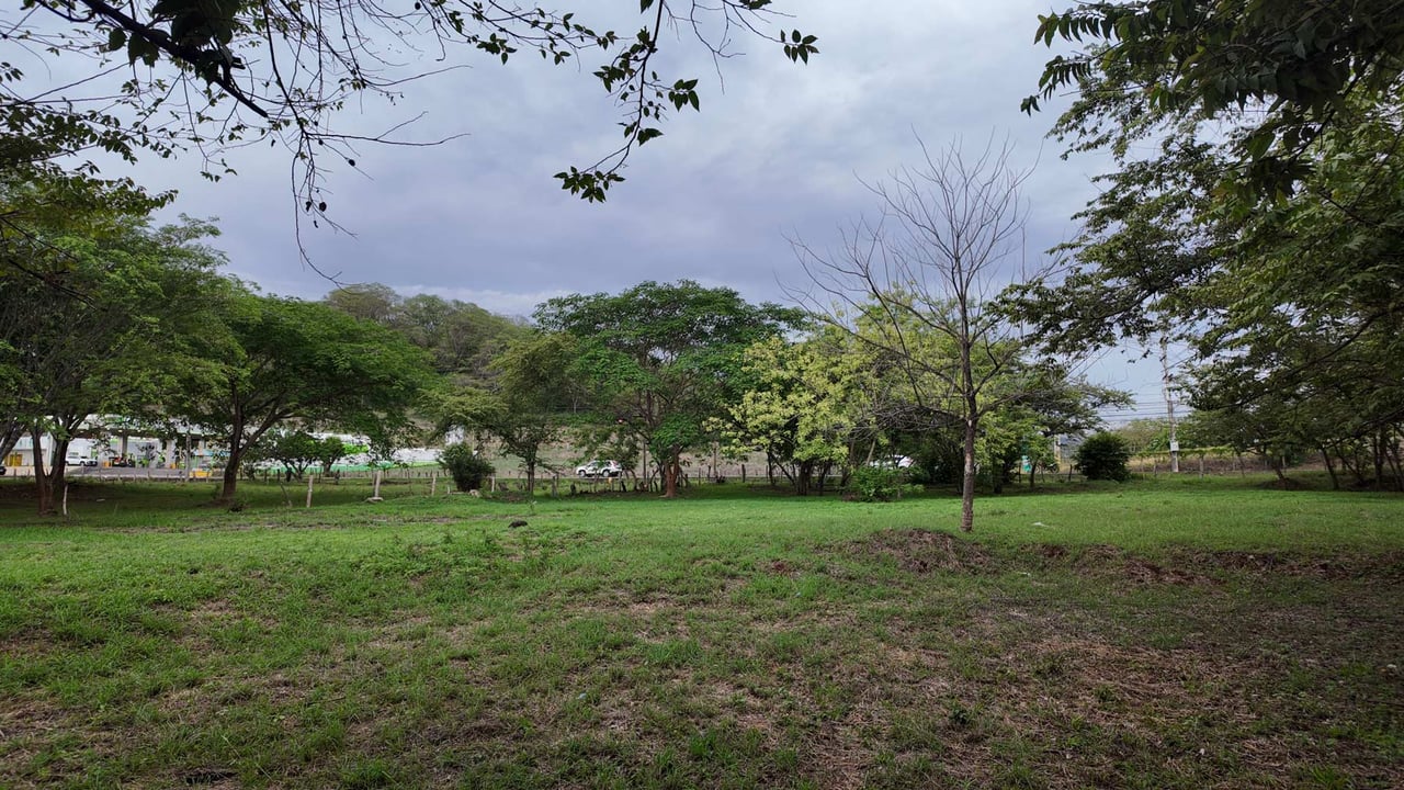 Prime Mixed-Use Development Land in Villarreal