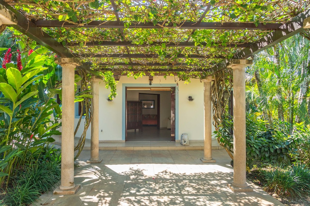 Luxury Modern House in Costa Rica