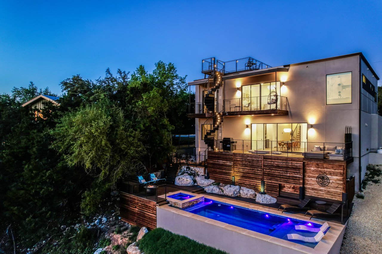 3138 Chisholm Trail