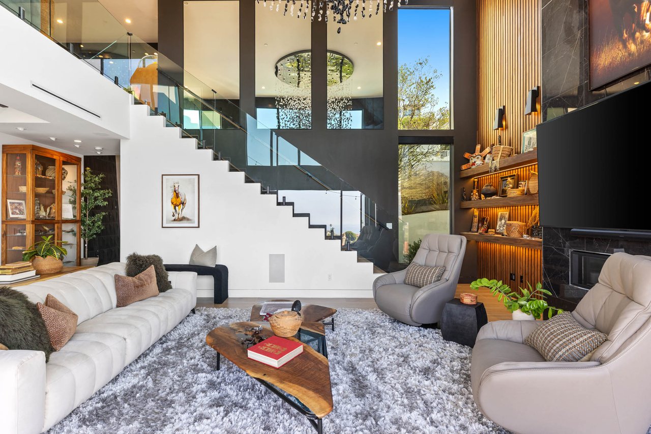 606 E Avenida San Juan