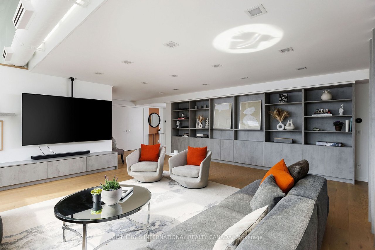 Rock Star King East Two-Storey Penthouse