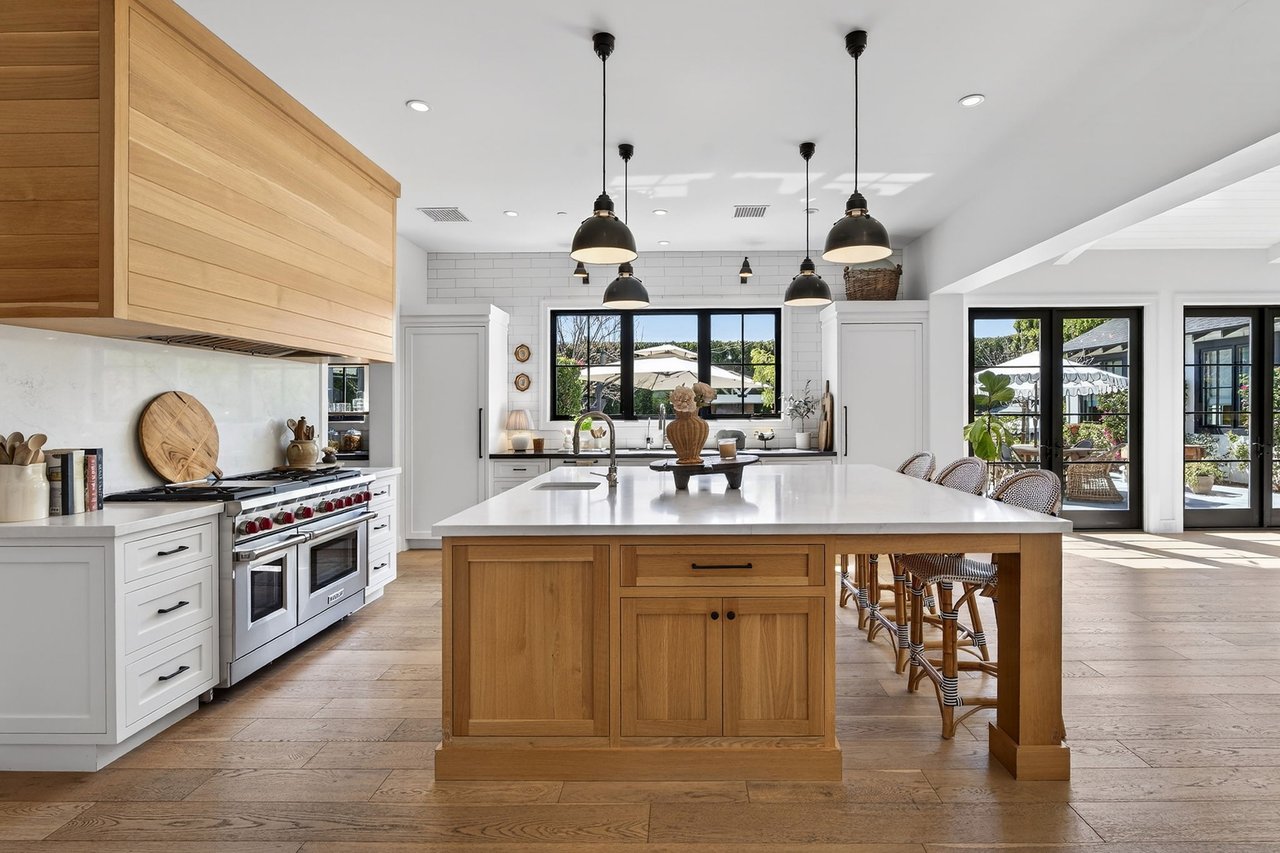 5217 E CALLE REDONDA