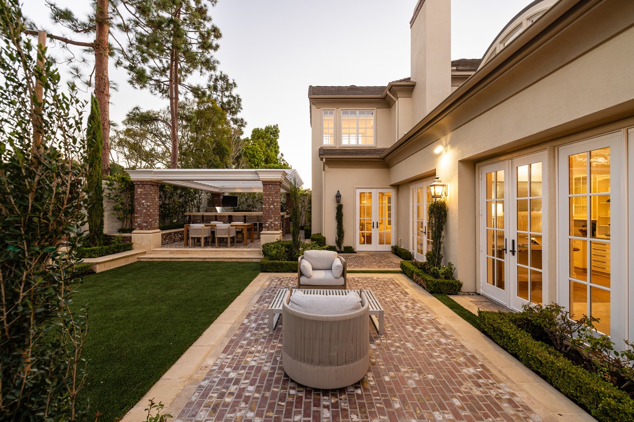 8 Gleneagles Drive