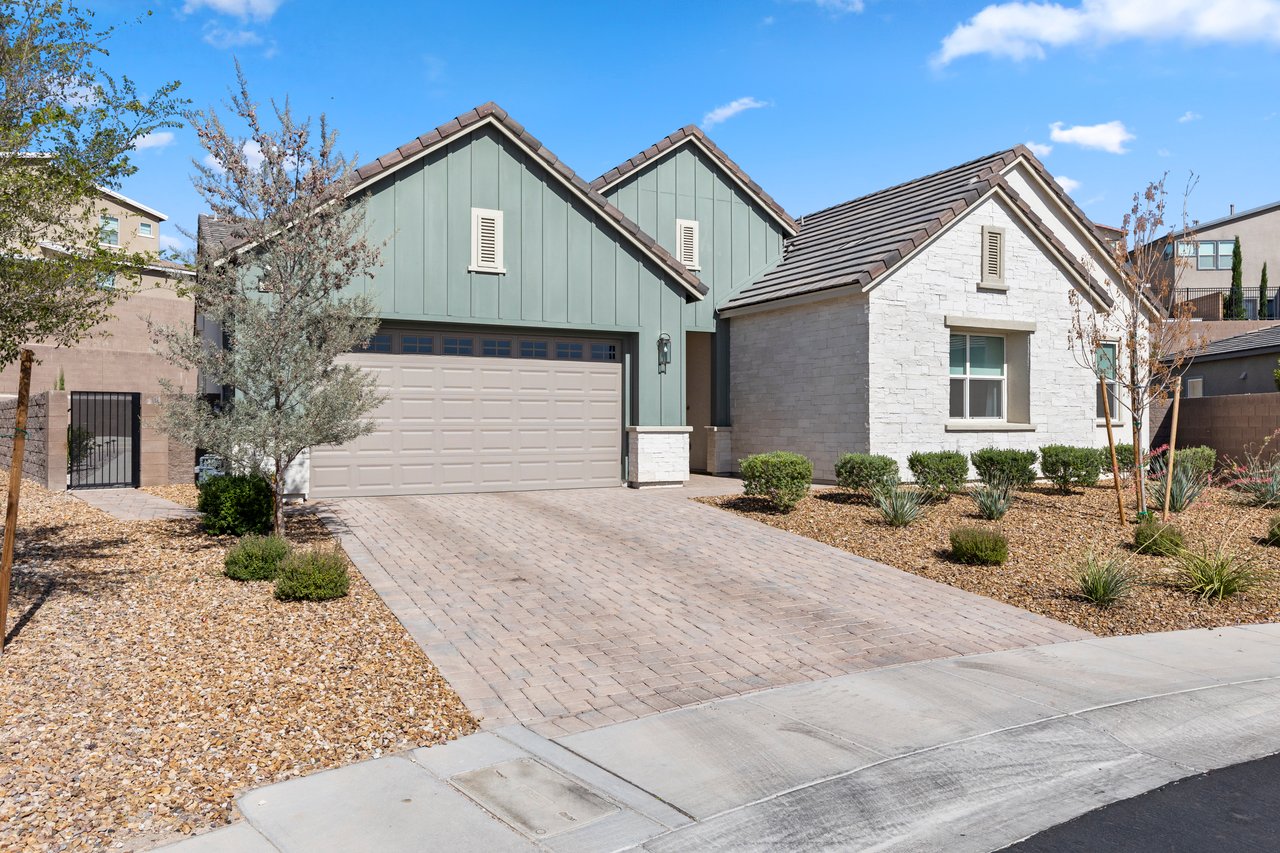 3371 Creek Bend Avenue