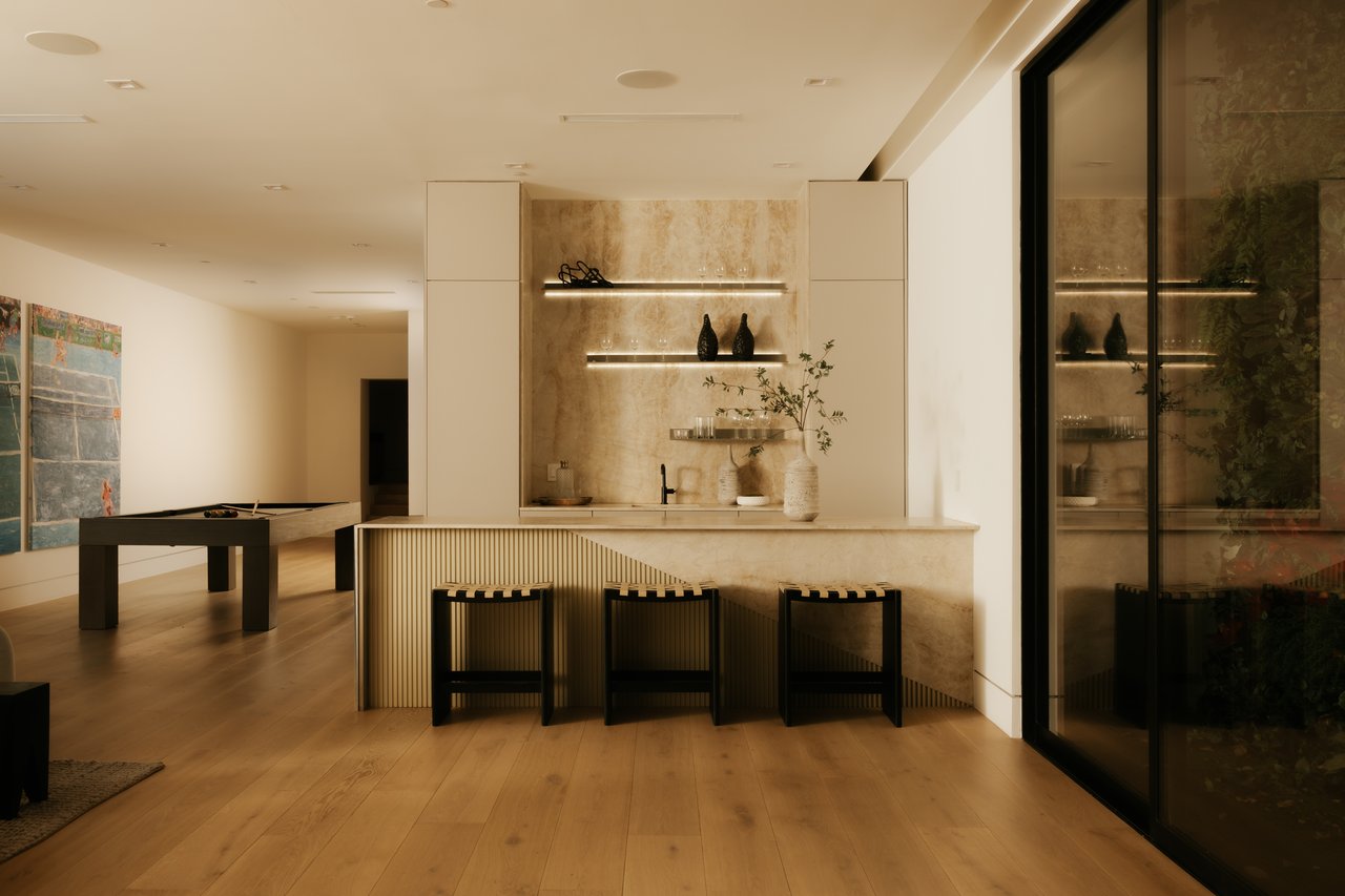 260 S Canyon View Dr