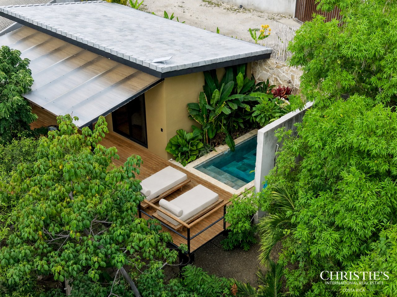 LE CLOS - An Exclusive Three-Residence Estate 