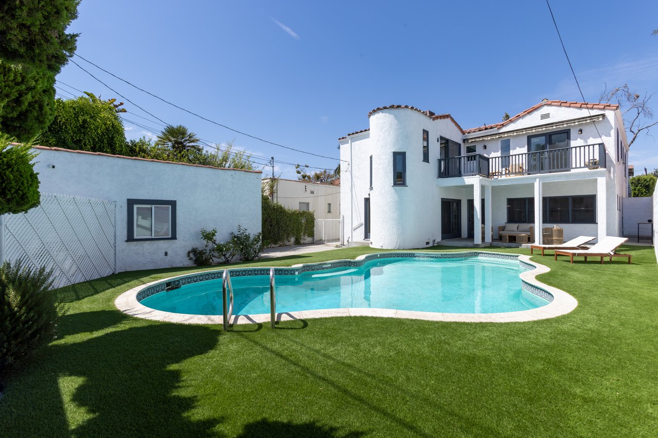 Casa Patricia by Oraklus