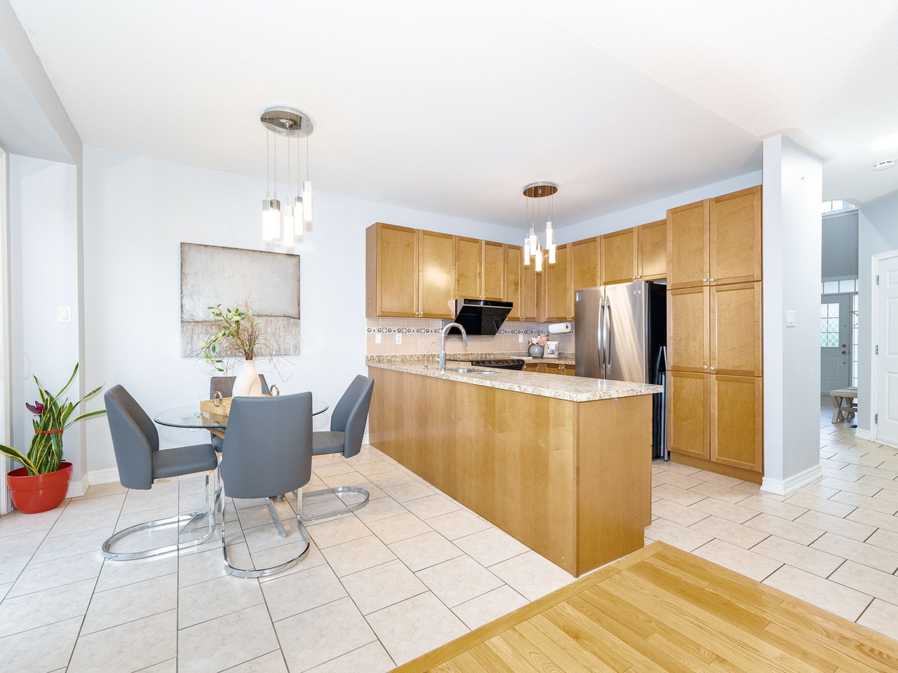 60 Seiffer Cres