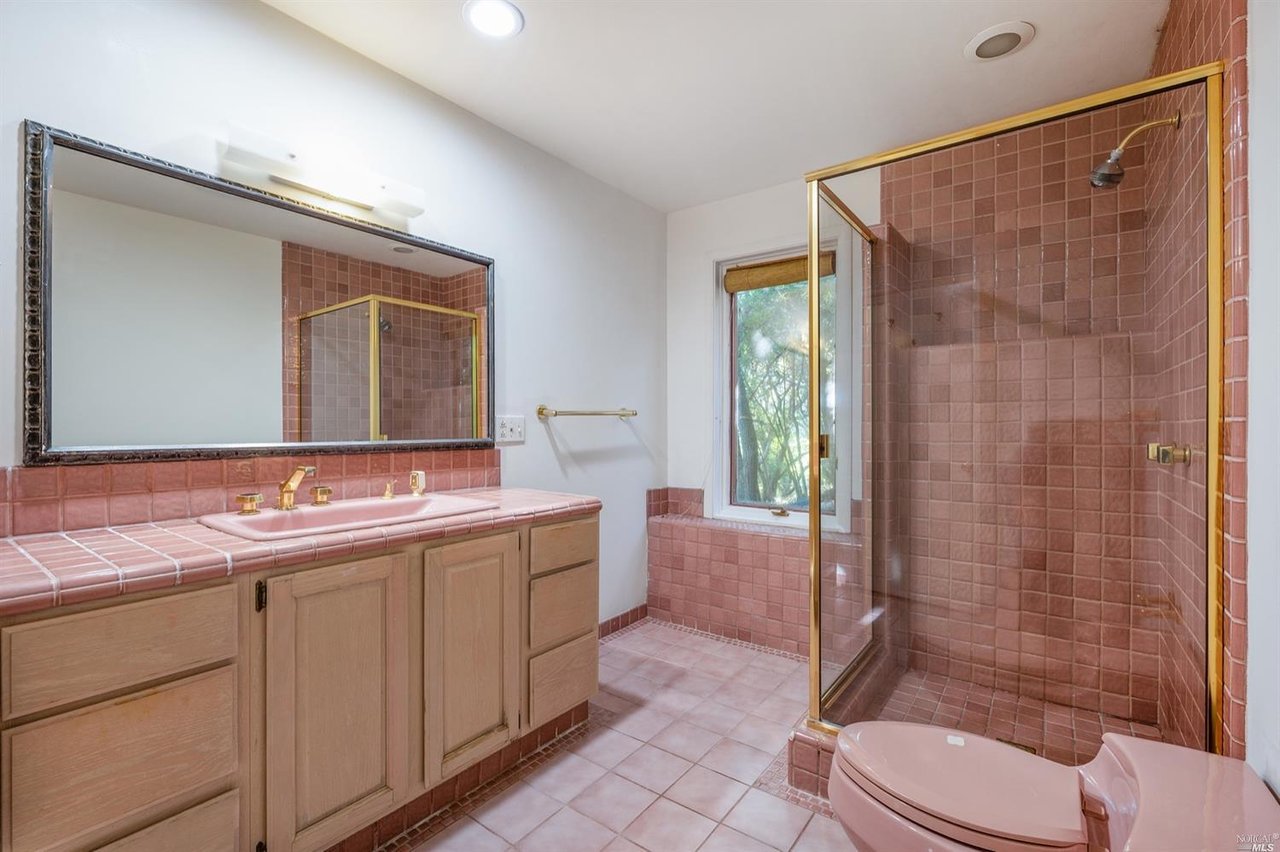75 Monte Mar Dr