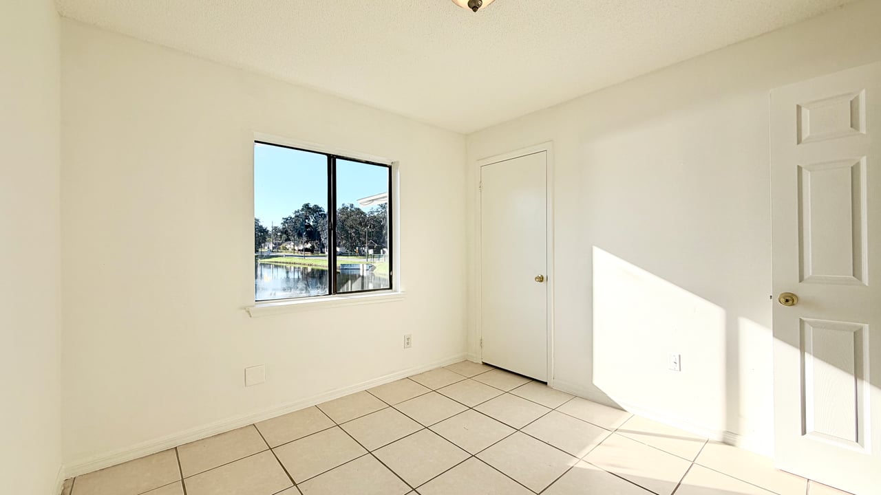 Longwood Three-Bedroom, Two-Bathroom Duplex for Lease on Lake Wayman