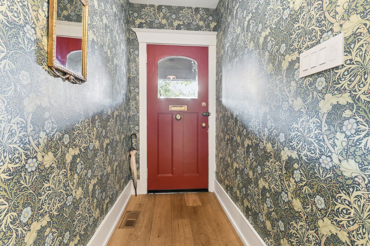 48 Galley Avenue