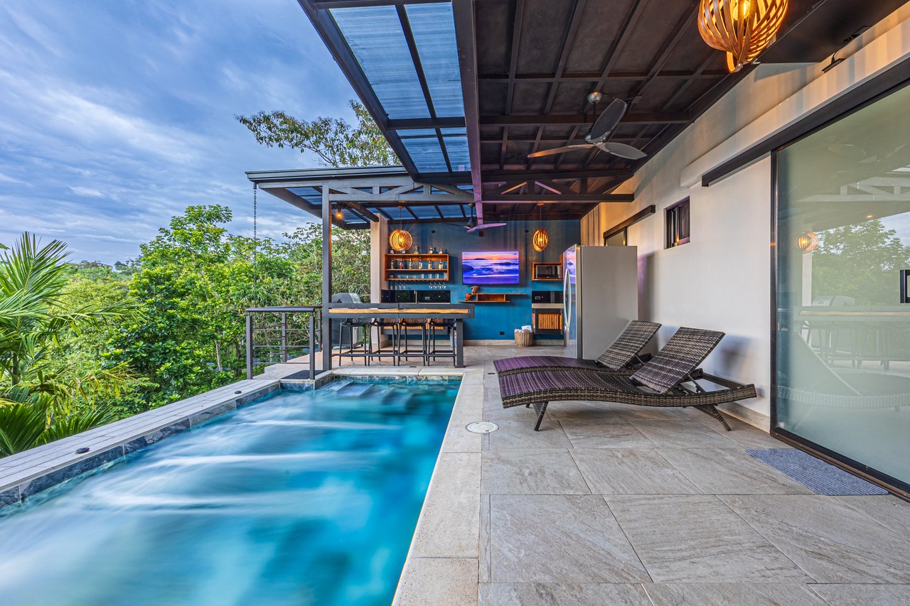 Casa Palma – Brand New Luxury 4BR/4.5BA Home with Stunning Sunset Views in Quepos