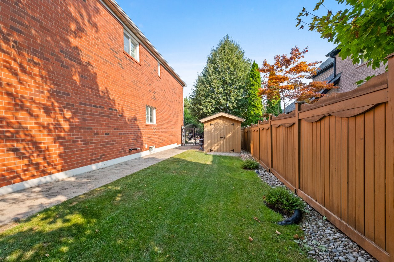 2153 Manor Hill Drive 