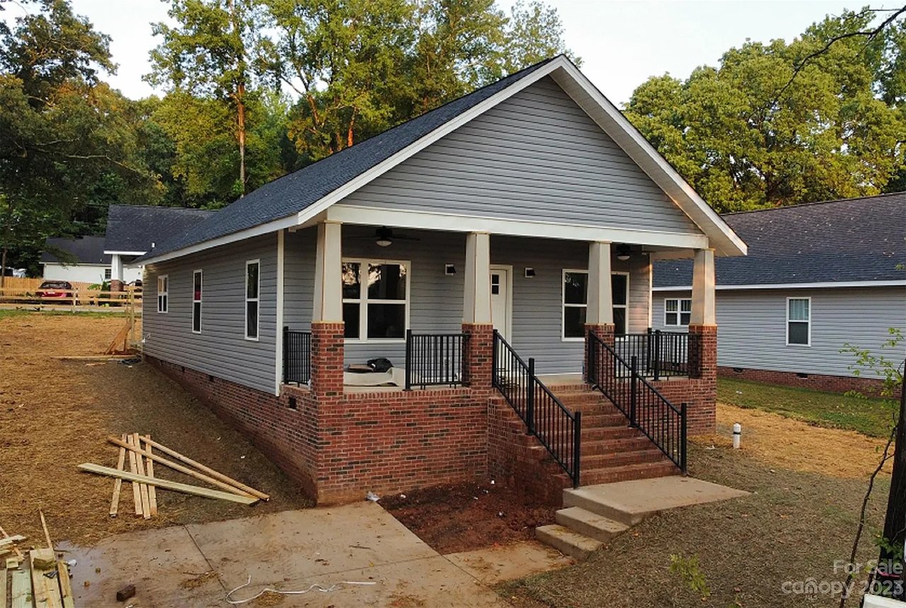 107B Wayne Ave