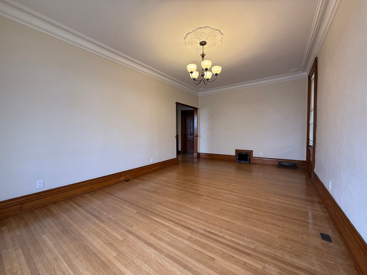415 Davis Drive 3, Newmarket