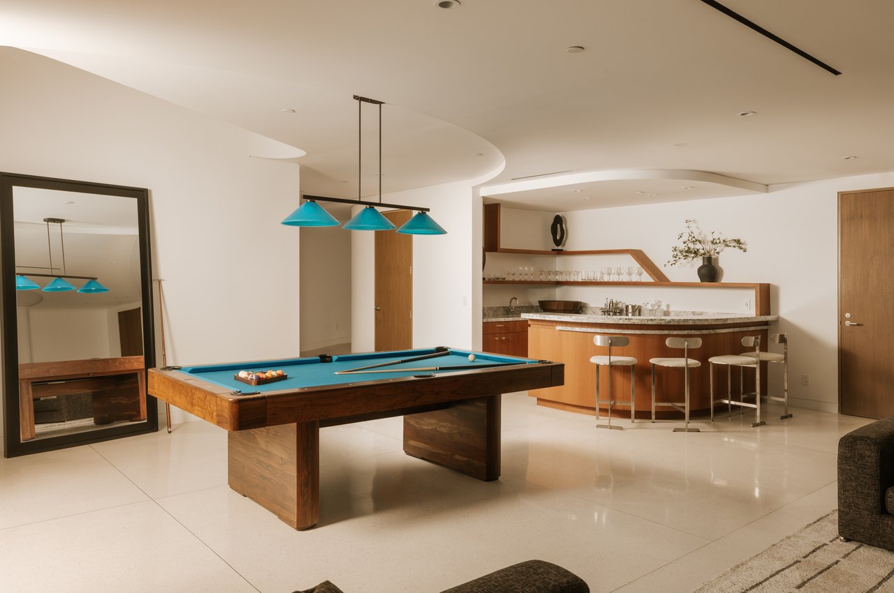 709 Walden Dr