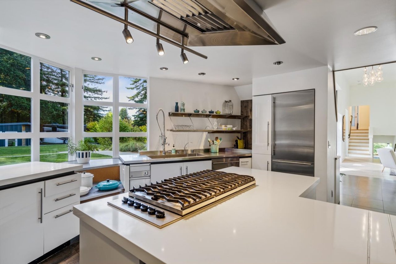 135 Willowbrook Drive