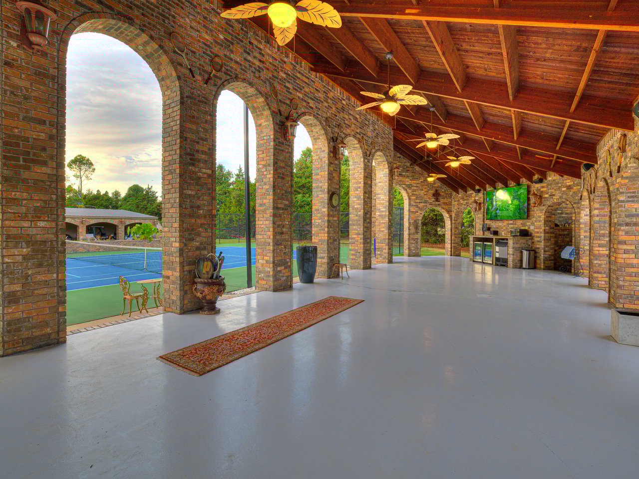 Private 18-Hole Golf Course Estate with Pickleball Court – A Once-in-a-Lifetime Opportunity in Edmond, Oklahoma - Wyatt Poindexter - The Agency OKC 