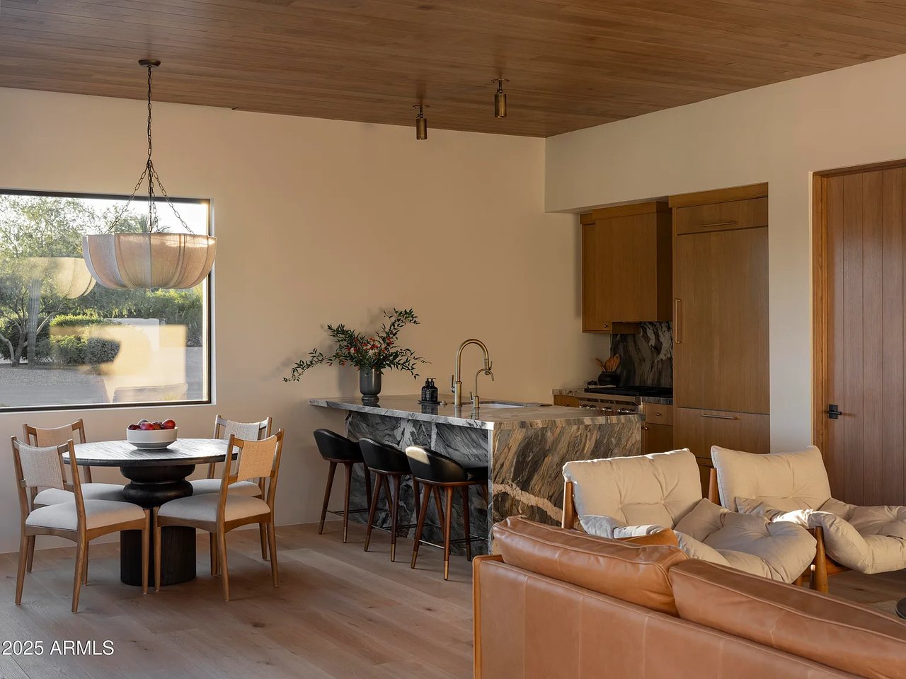 8631 N AVENIDA DEL SOL