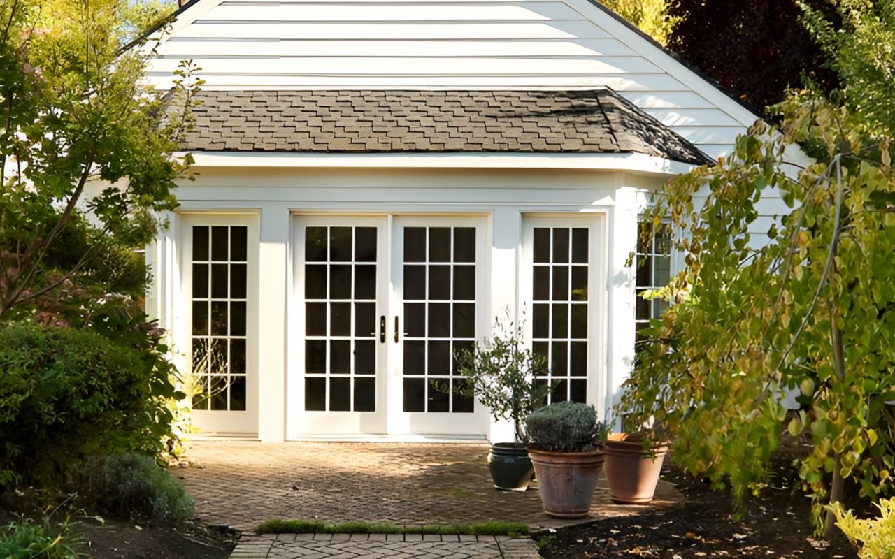 East Hill Homes: Neighborhood Spotlight