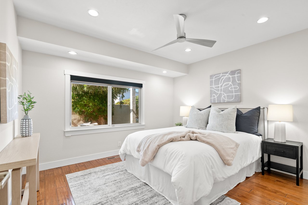 247 Marchmont Dr