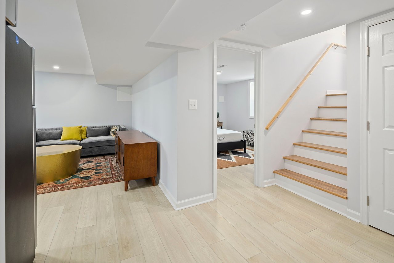 1501 Hamilton St NW