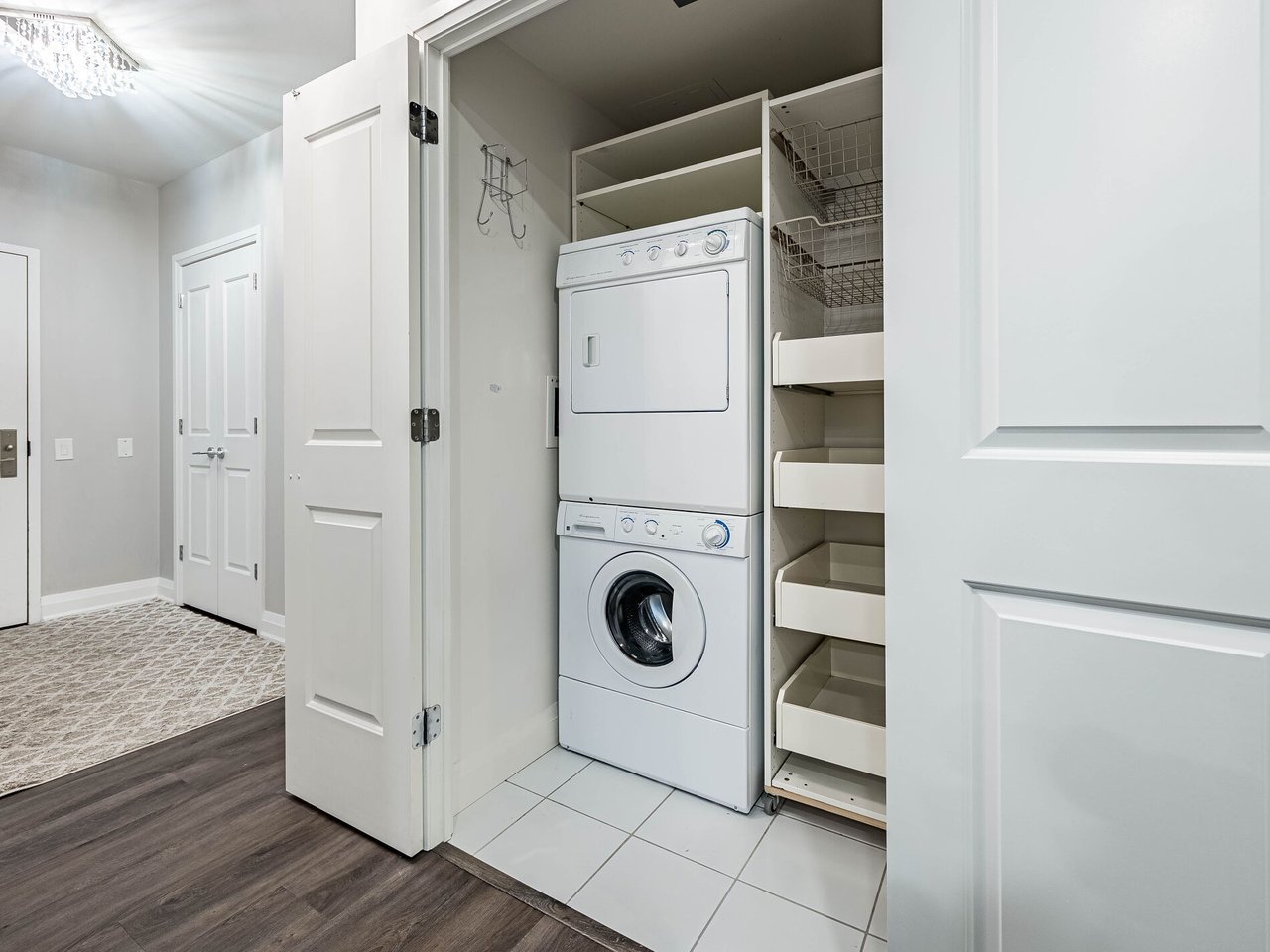 83 Redpath Avenue 407, Toronto C10, ON