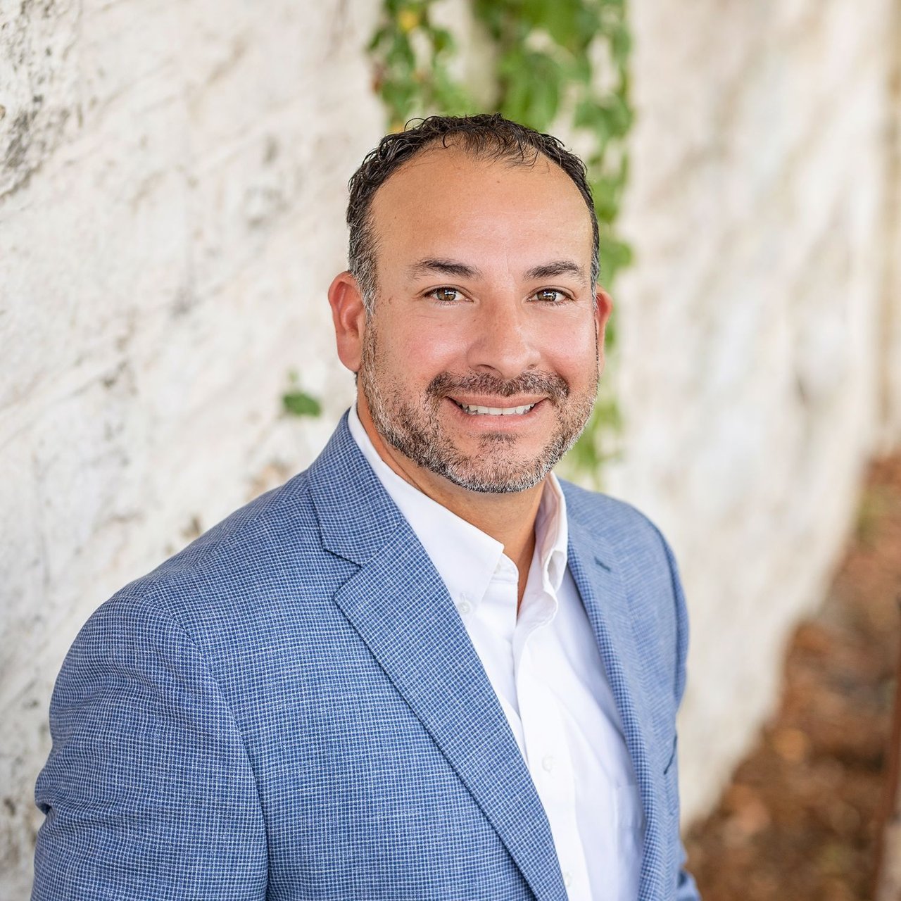 Edwin Zamora West Lake Hills, TX Real Estate Agent Headshot