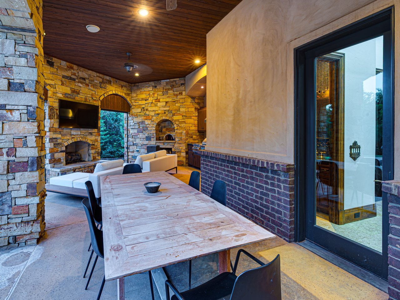 The Agency Oklahoma Listing of the Week in Stonemill - 11649 Mill Hollow Court in OKC - Wyatt Poindexter - The Agency 