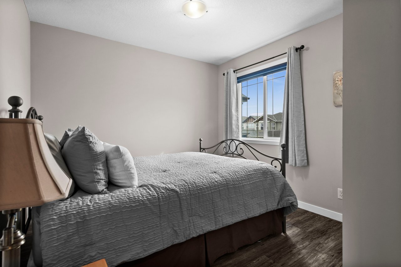 207 Royal Oak Bay NW