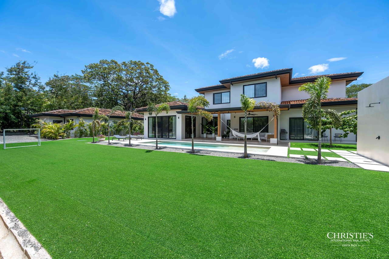 Casa Jade | Contemporary Resort Living in Hacienda Pinilla 