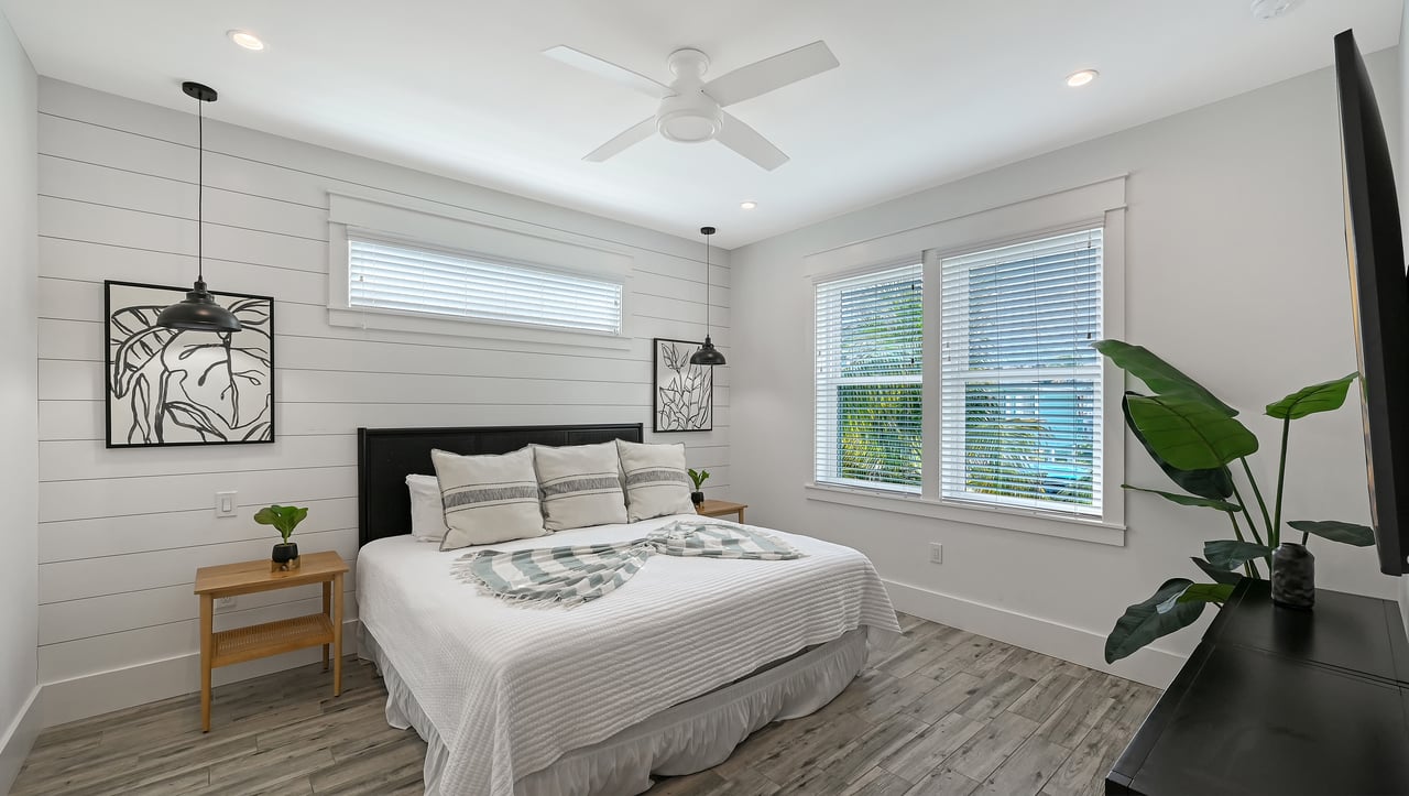 2206 Avenue A, Bradenton Beach, Florida