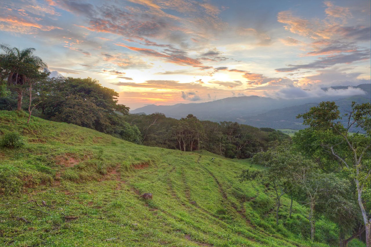 Rancho Montecito Atenas