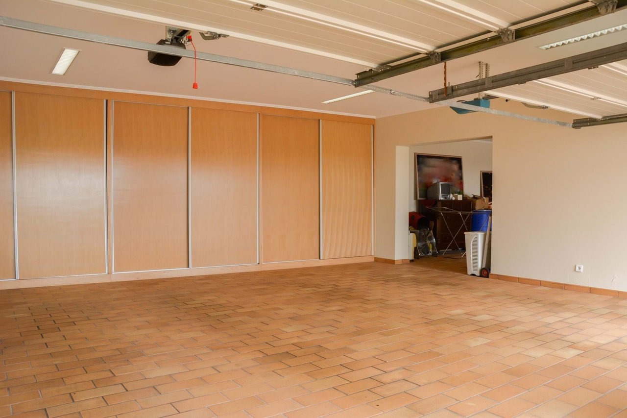 Luxury 4-Bedroom Villa with Indoor Pool – São Miguel, Azores