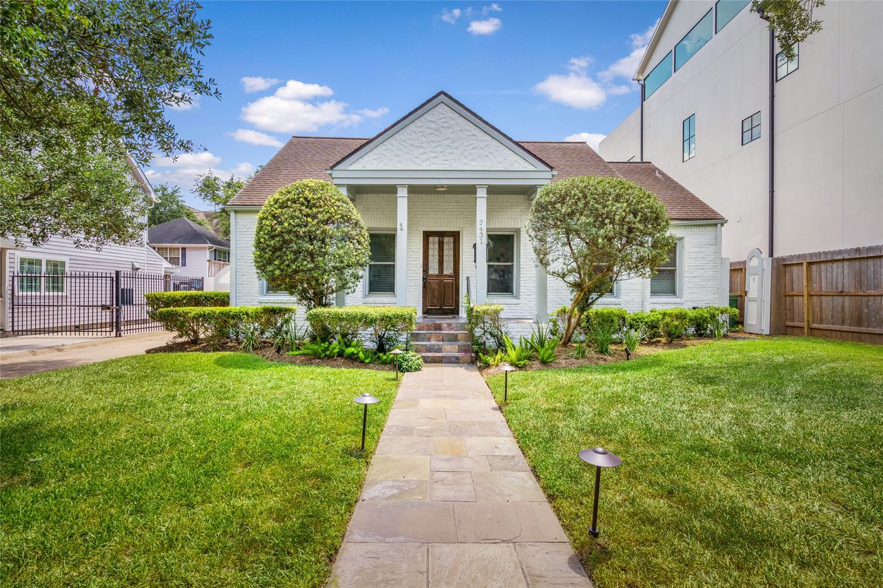 2431 Addison Rd