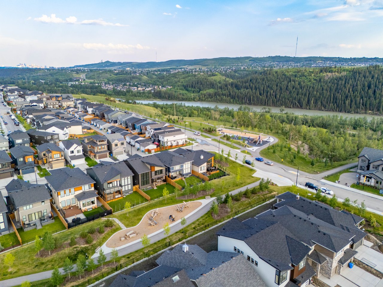 265 Rowmont Drive NW