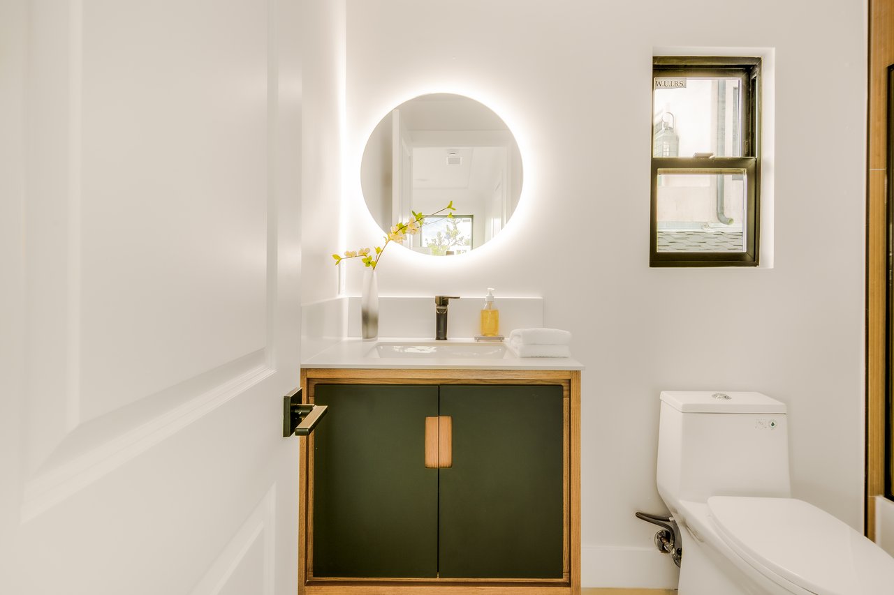 8921 Appian Way, Hollywood Hills