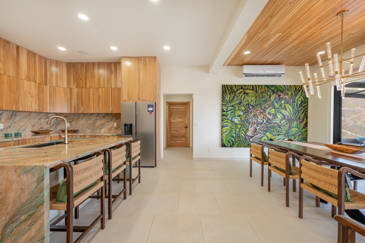 Casa En Las Rocas | Spectacular Ocean-View Home in Pacific Heights