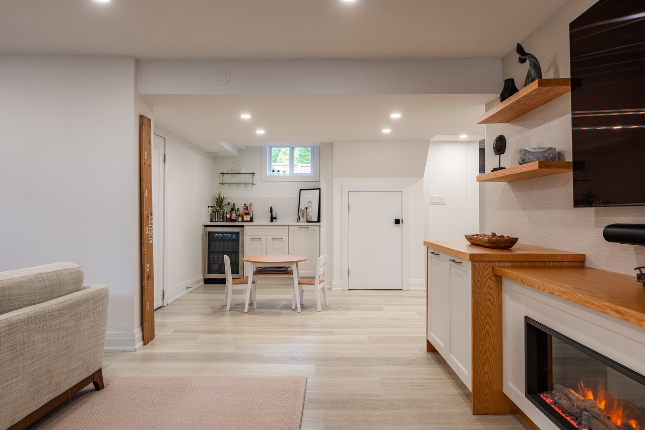 Central Oakville Bungalow