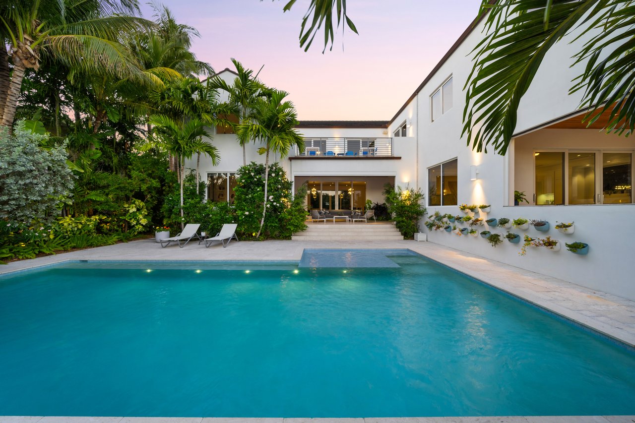180 Cape Florida Drive