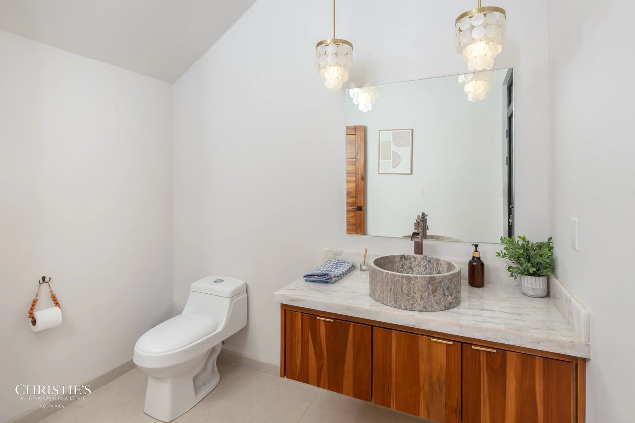 Casa Vista Escondida